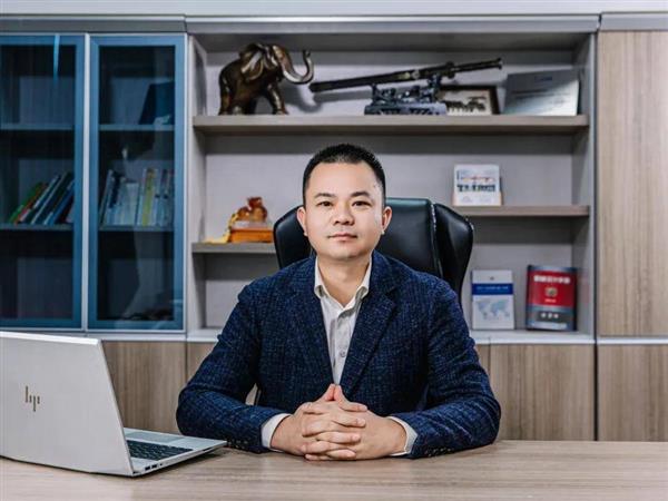 泛亚电竞【清流资本·硬币的另一面】帕瓦莱斯:光伏跟踪支架线性执行器全球第一 企稳中国智造隐形冠军(图1)