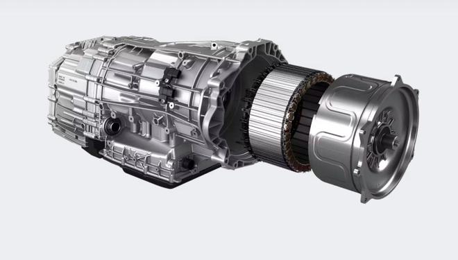 泛亚电竞2025款宾利飞驰转型新能源品牌V8插混取代W12(图3)