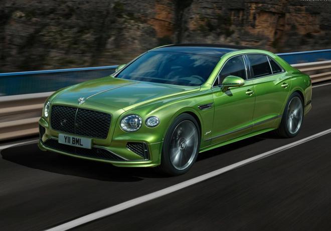 泛亚电竞2025款宾利飞驰转型新能源品牌V8插混取代W12(图5)